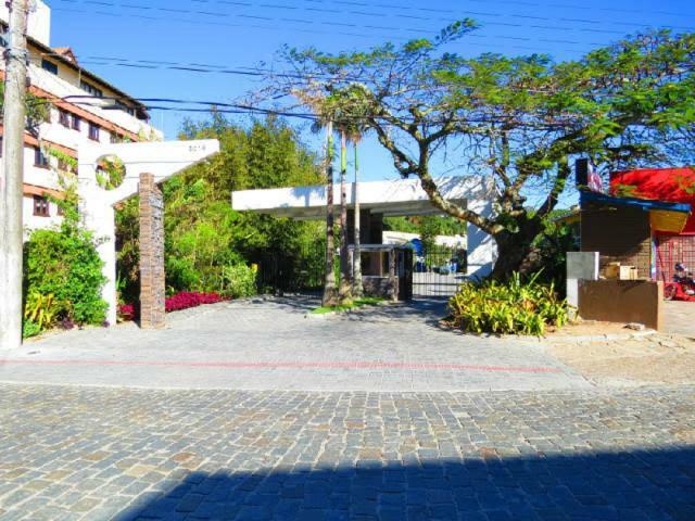 Praia De Bombinhas Res Solar Das Bromelias Ngoại thất bức ảnh